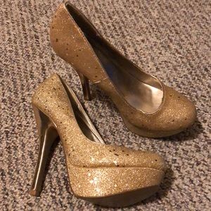 Glitter gold heels